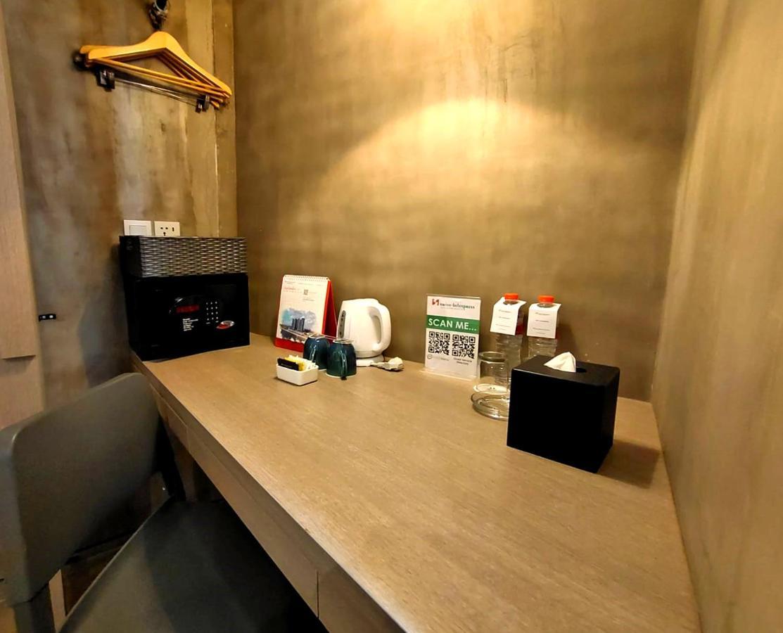 Hotel Swiss-Belexpress Cilegon Exterior foto