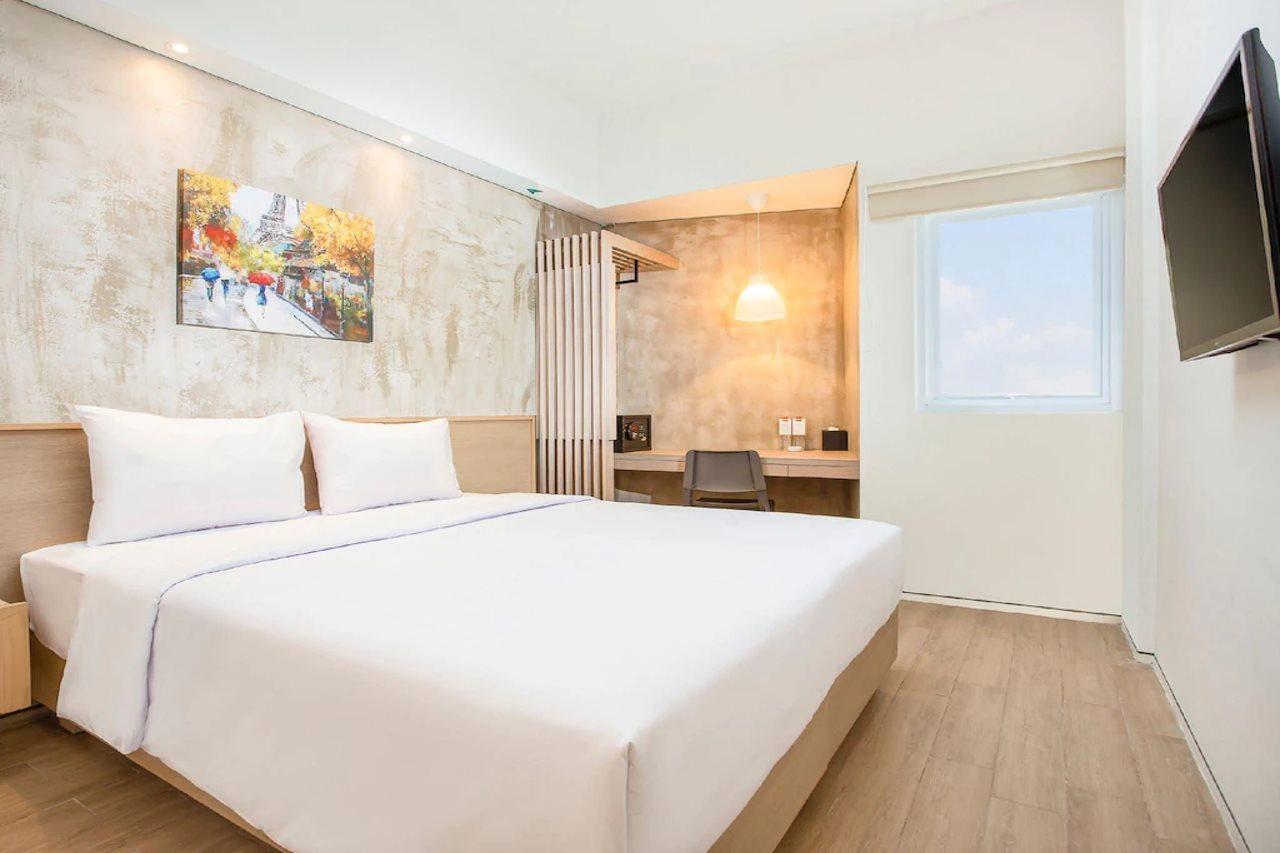 Hotel Swiss-Belexpress Cilegon Exterior foto