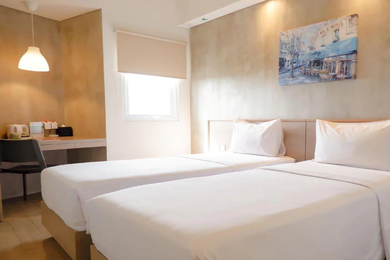 Hotel Swiss-Belexpress Cilegon Exterior foto
